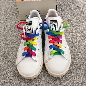 Stella McCartney White Sneakers with Rainbow Laces